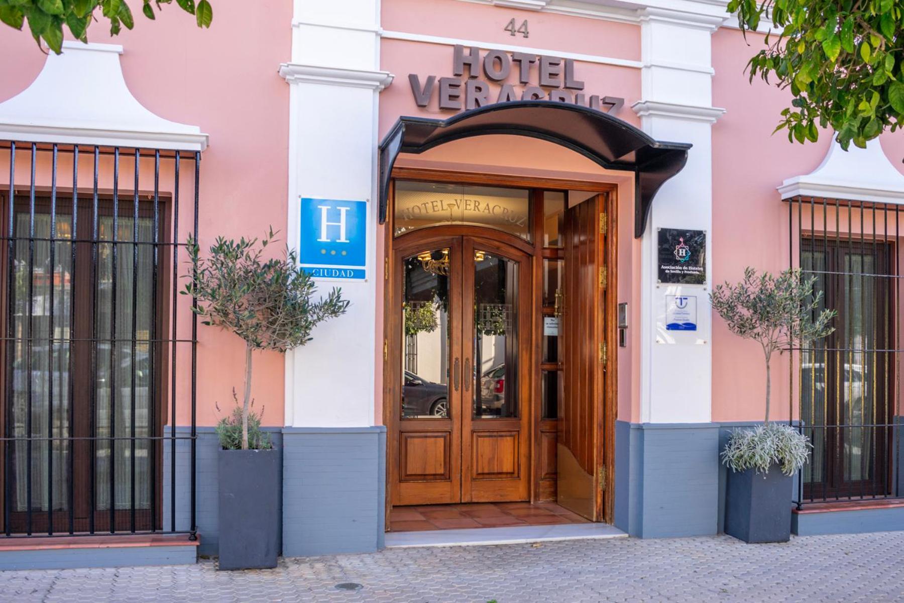 Hotel Veracruz Утрера Екстериор снимка