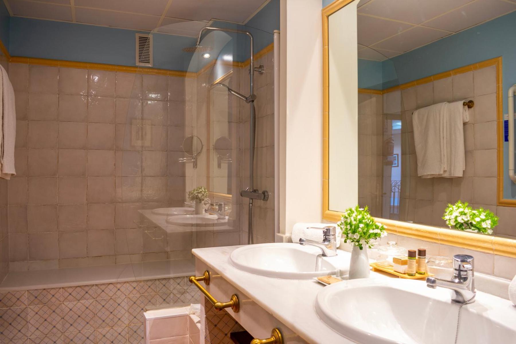 Hotel Veracruz Утрера Екстериор снимка