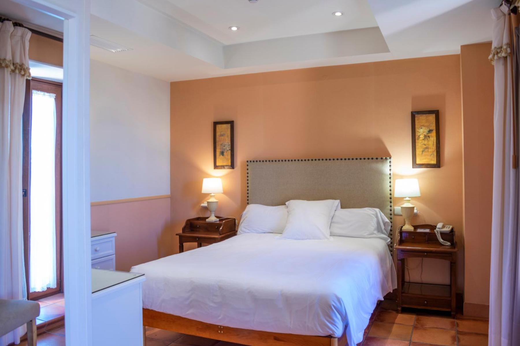 Hotel Veracruz Утрера Екстериор снимка