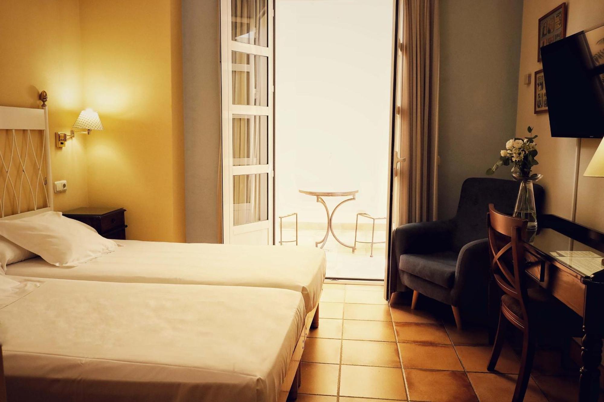 Hotel Veracruz Утрера Екстериор снимка