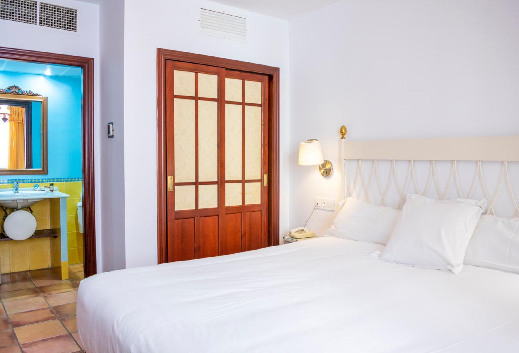 Hotel Veracruz Утрера Екстериор снимка