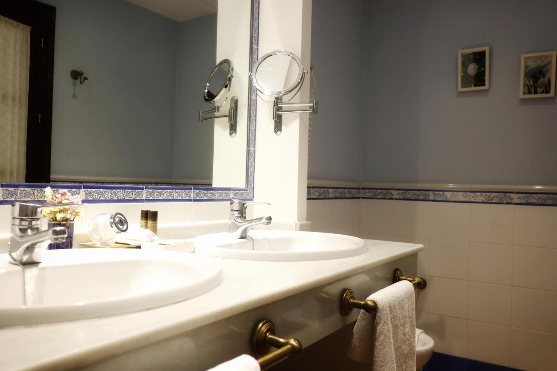Hotel Veracruz Утрера Екстериор снимка
